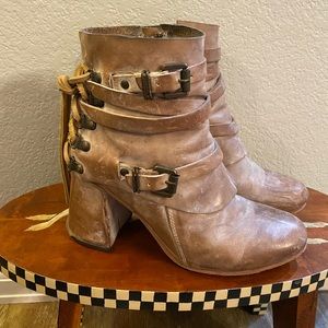 Freebird by Steven boots (booties)